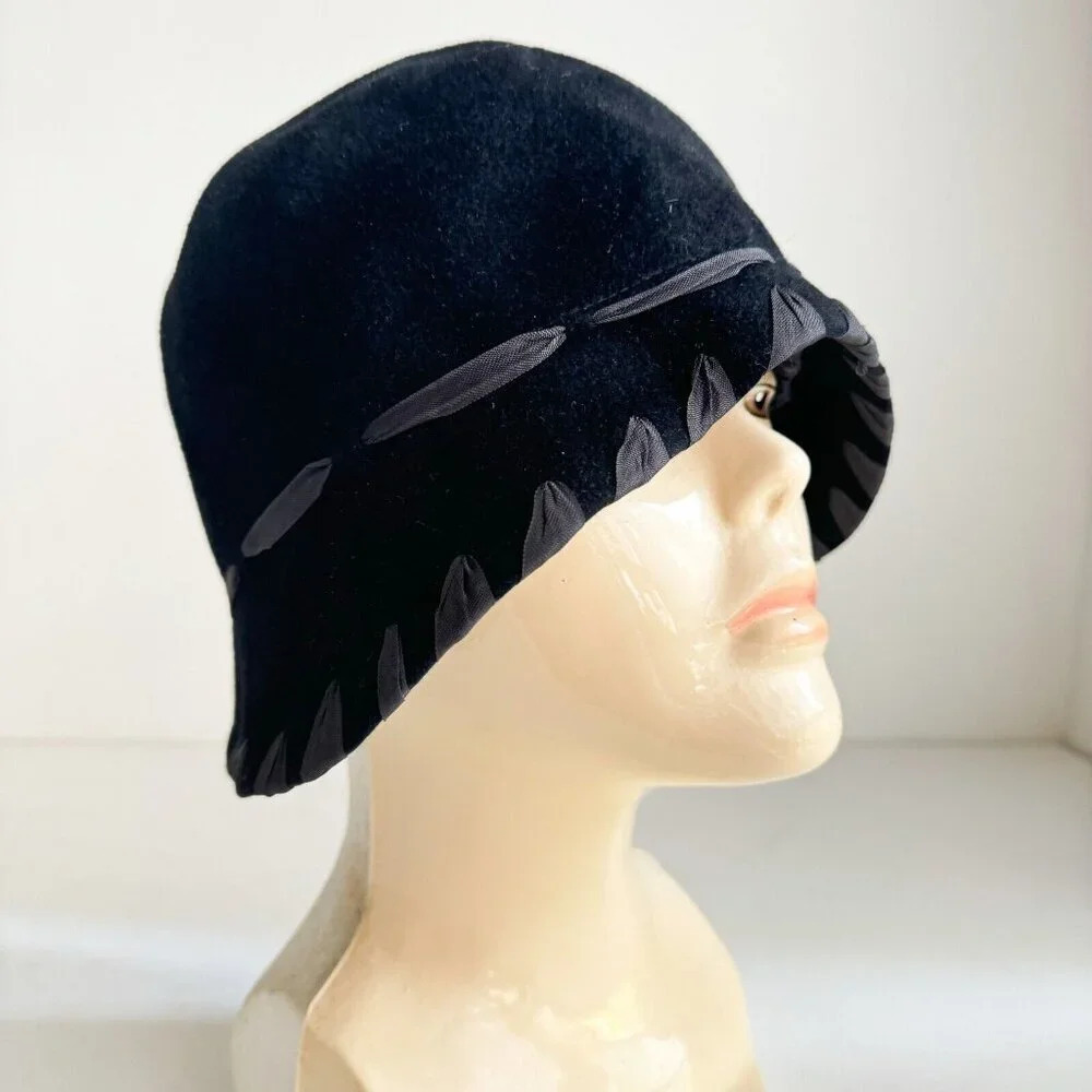 Louise  Green Black Felt Cloché Retro Style Hat
